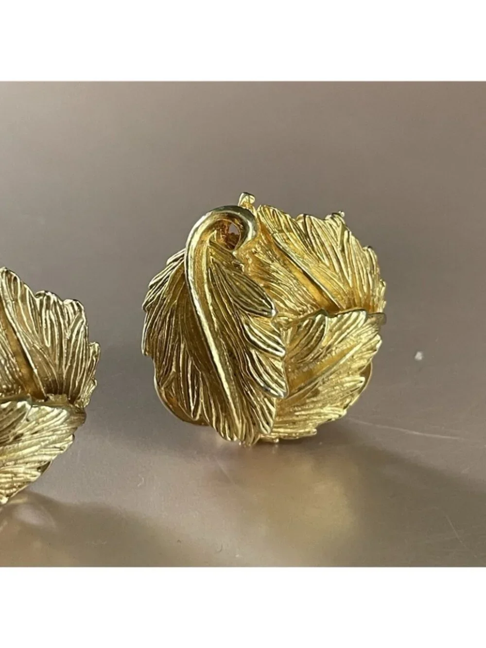 Vintage 1980s Earrings Gold Tone Leaves Clip On Statement Runway Glam Grecian